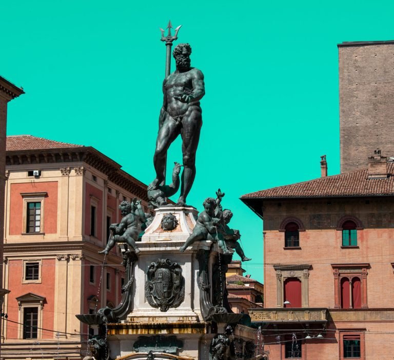 fontana di Nettuno a Bologna